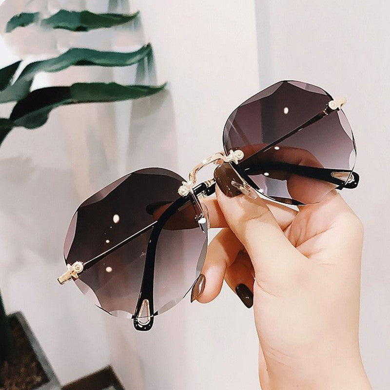 Polygonal Sunglasses Rimless Trimmed